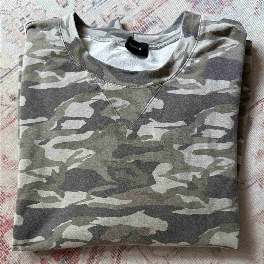Monrow Gray Camouflage Crewneck Sweater